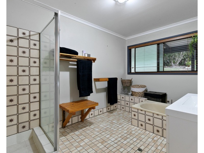91-95 Winston Road, Sheldon QLD 4157