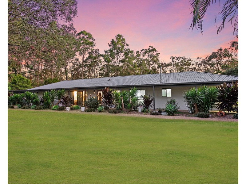 91-95 Winston Road, Sheldon QLD 4157