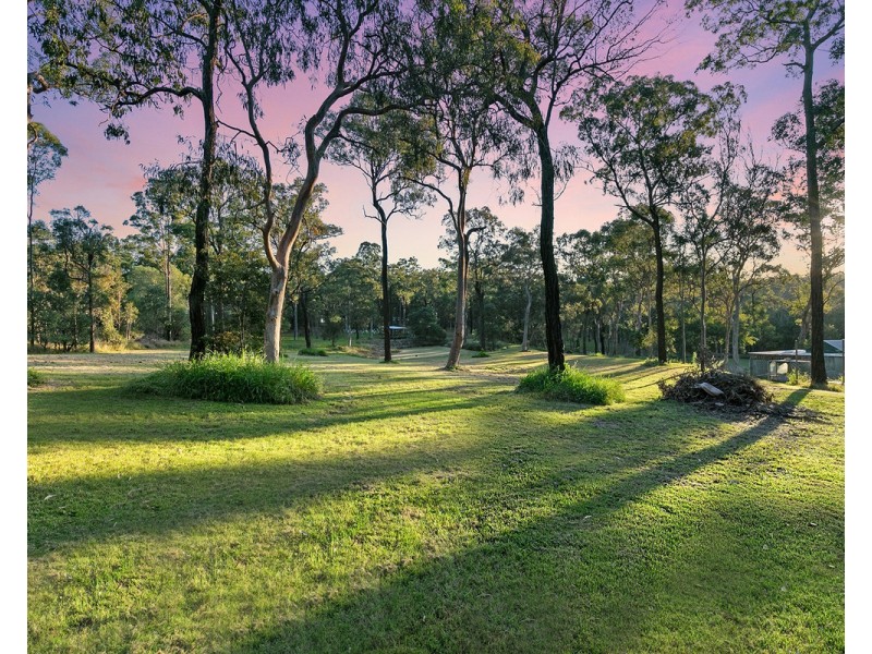 91-95 Winston Road, Sheldon QLD 4157