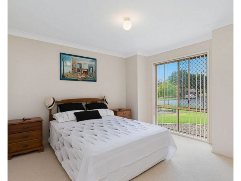 8 Amelia Place, Cleveland QLD 4163