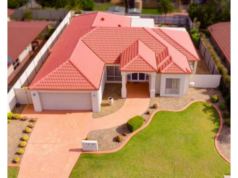 8 Amelia Place, Cleveland QLD 4163