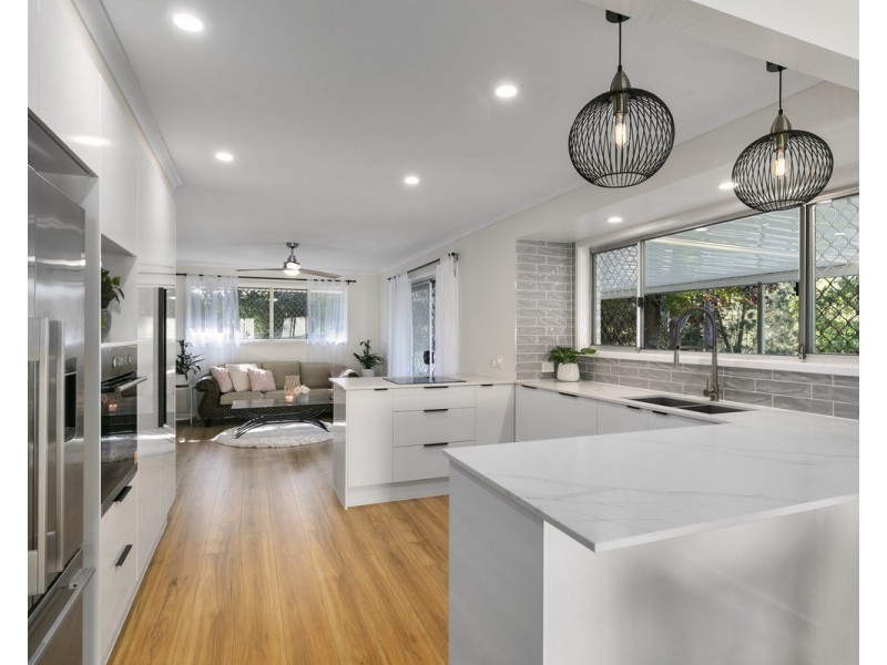 11 Lapford Court, Alexandra Hills QLD 4161