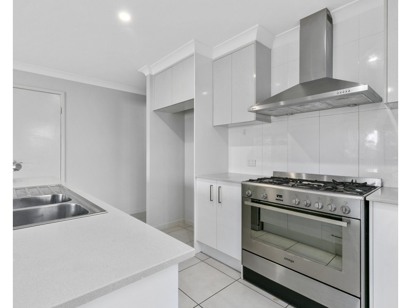 9 BULGIN Avenue, Wynnum West QLD 4178