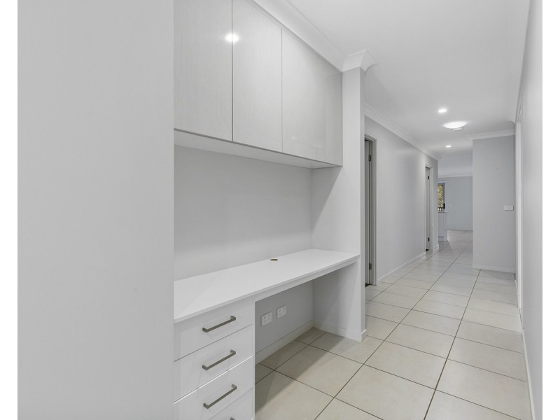 9 BULGIN Avenue, Wynnum West QLD 4178