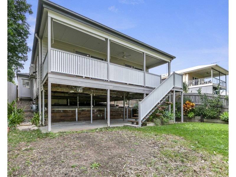 9 BULGIN Avenue, Wynnum West QLD 4178