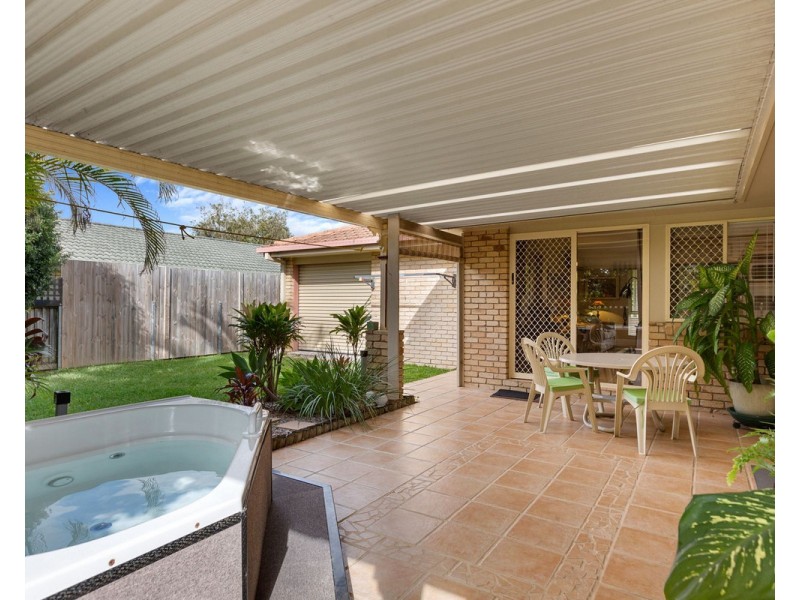 16 Jeanne Drive, Victoria Point QLD 4165