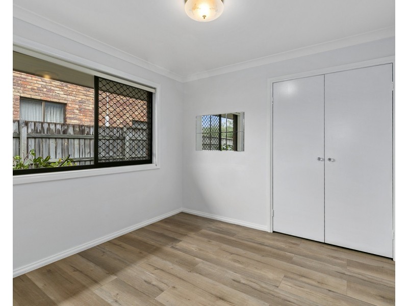 6 Lochleven Street, Carindale QLD 4152