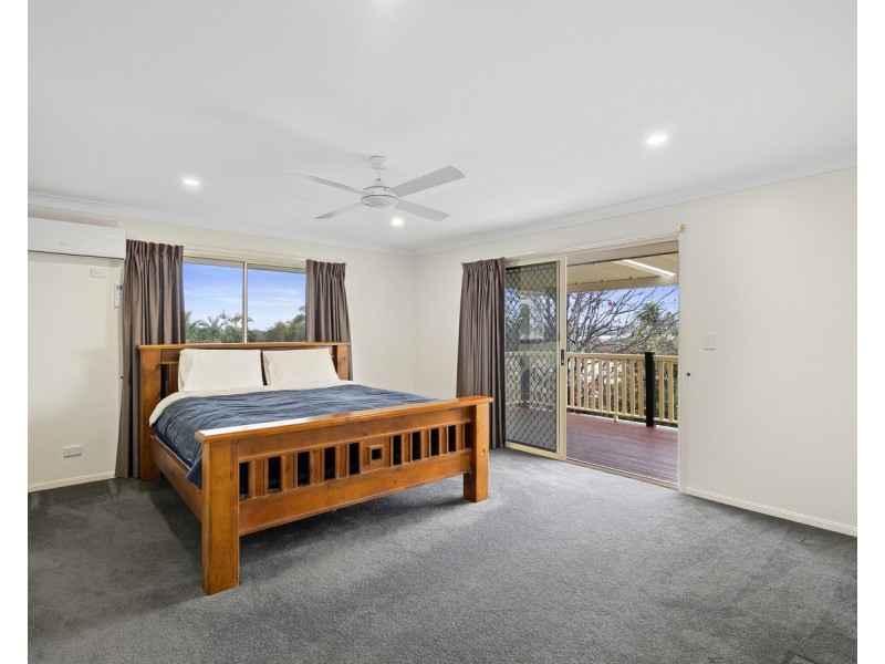 8 Kurrewa Court, Victoria Point QLD 4165
