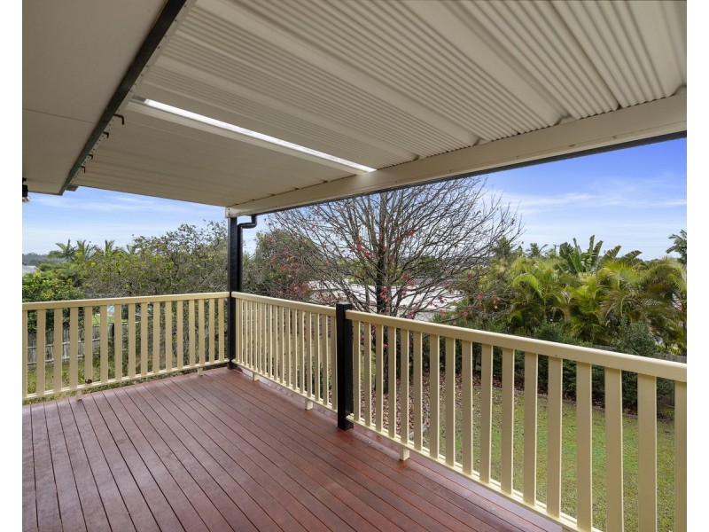 8 Kurrewa Court, Victoria Point QLD 4165