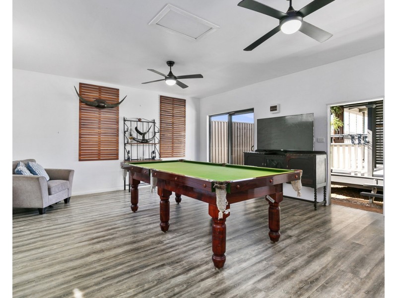 14 Newlands Street, Redland Bay QLD 4165
