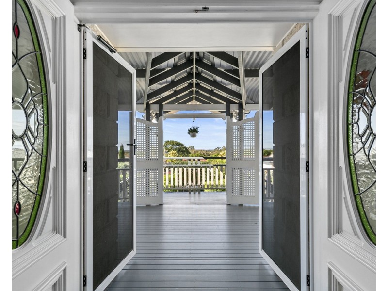 14 Newlands Street, Redland Bay QLD 4165