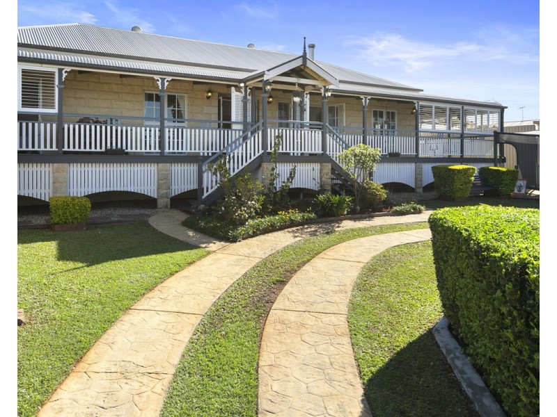 14 Newlands Street, Redland Bay QLD 4165