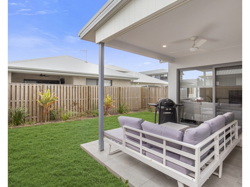 37 Apollo Street, Newport QLD 4020