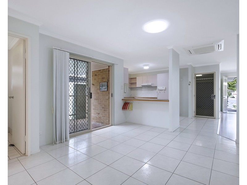 14 Crowndale Street, Wavell Heights QLD 4012