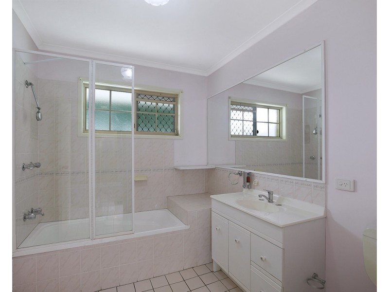 14 Crowndale Street, Wavell Heights QLD 4012