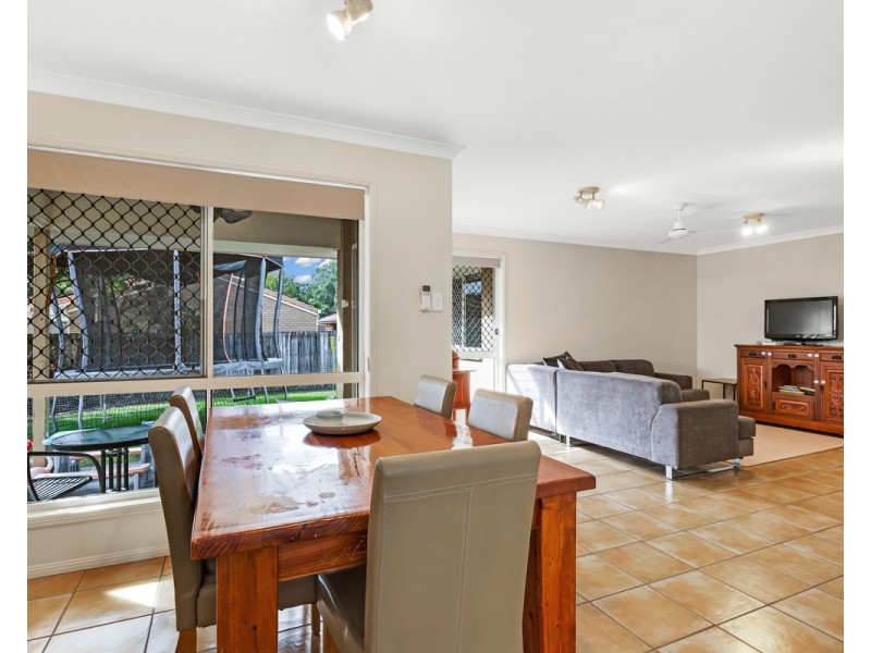 25 Glenbrook Avenue, Victoria Point QLD 4165