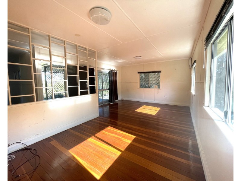 297-299 Old Cleveland Road East, Capalaba QLD 4157