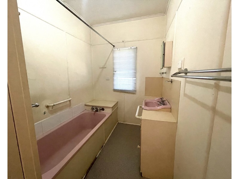 297-299 Old Cleveland Road East, Capalaba QLD 4157