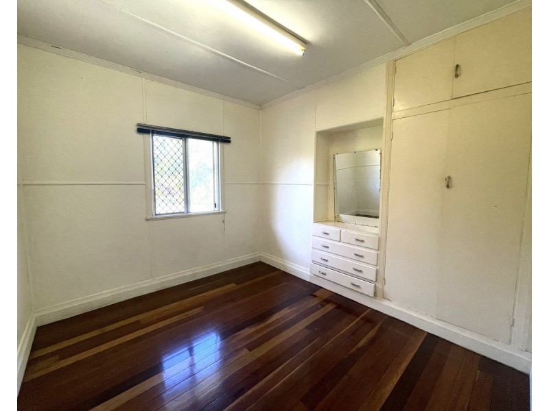 297-299 Old Cleveland Road East, Capalaba QLD 4157