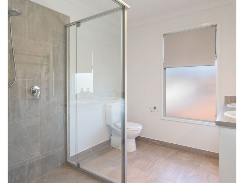 8A Alison Court, Victoria Point QLD 4165