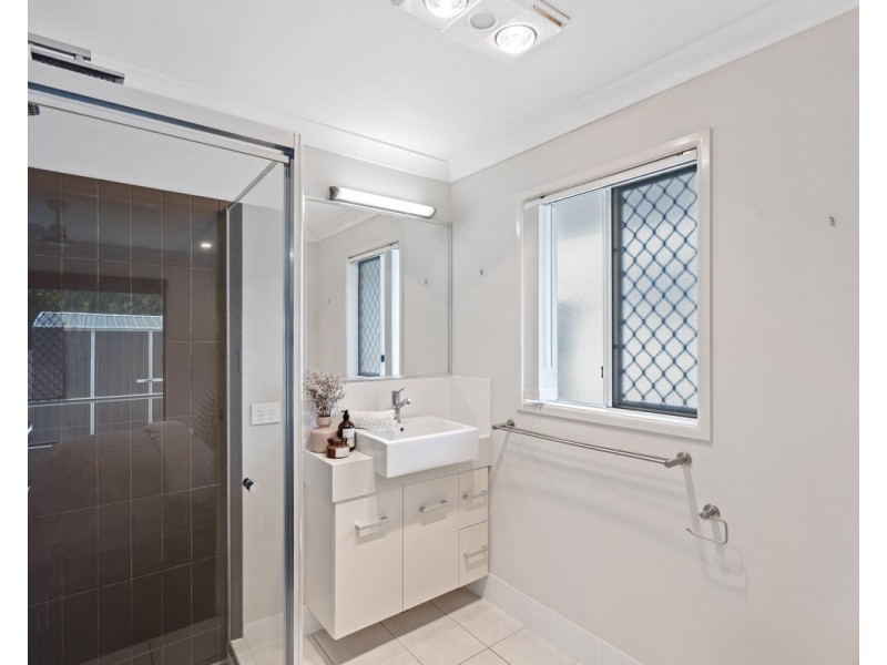 15 Nutmeg Court, Birkdale QLD 4159