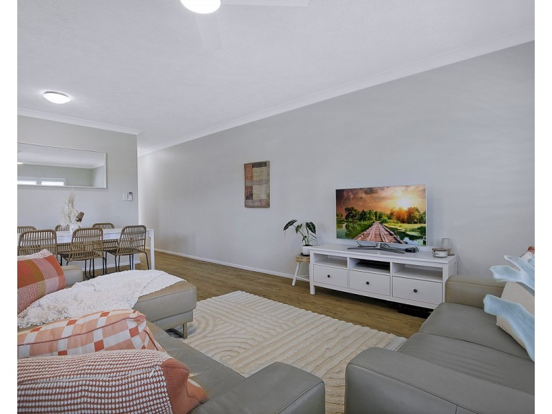 2/78 Berrima Street, Wynnum QLD 4178