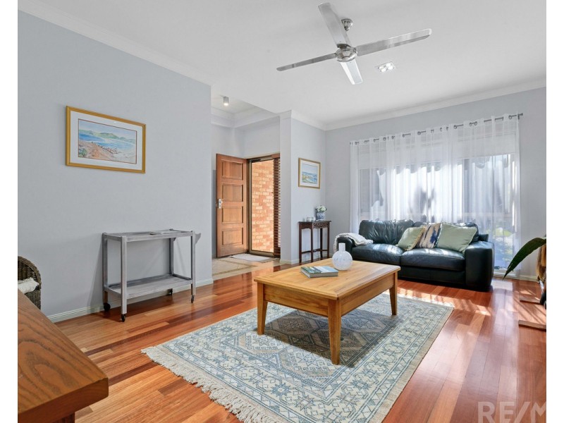 12 Wilohurst Drive, Redland Bay QLD 4165