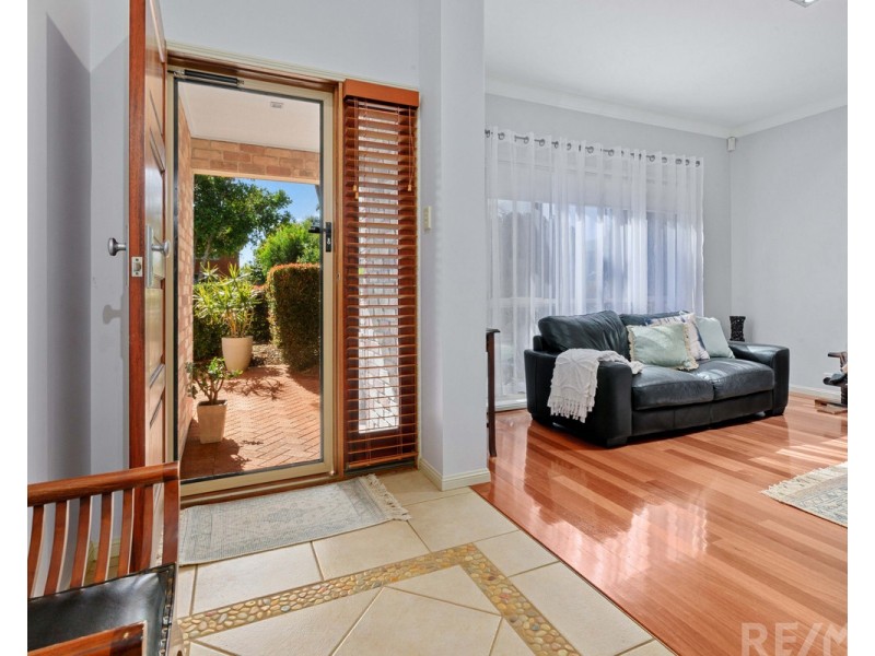 12 Wilohurst Drive, Redland Bay QLD 4165