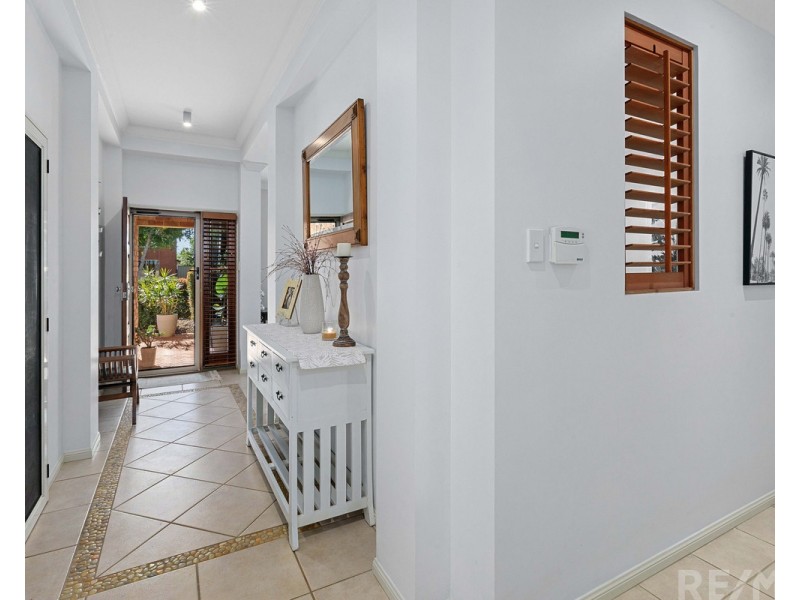 12 Wilohurst Drive, Redland Bay QLD 4165