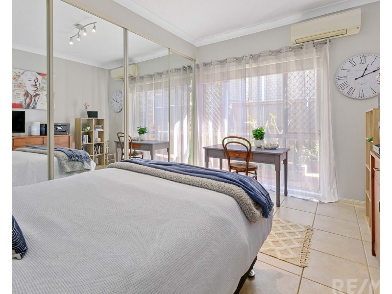 12 Wilohurst Drive, Redland Bay QLD 4165