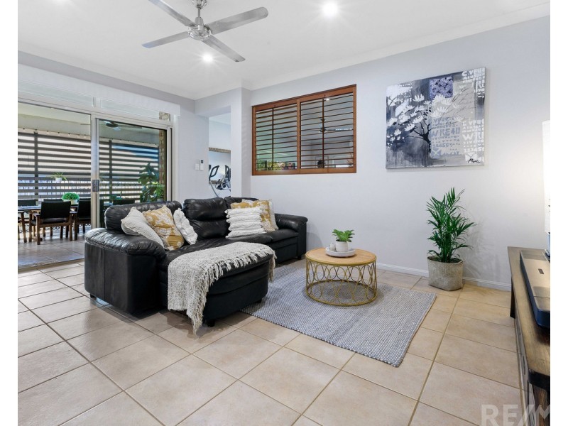 12 Wilohurst Drive, Redland Bay QLD 4165