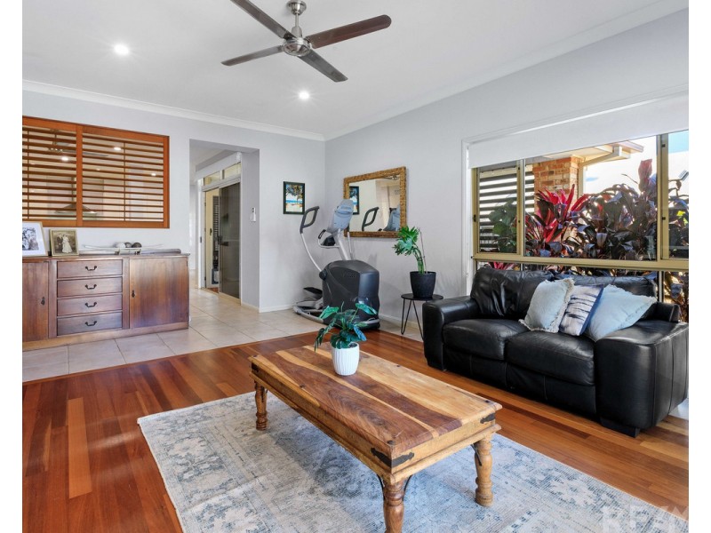 12 Wilohurst Drive, Redland Bay QLD 4165
