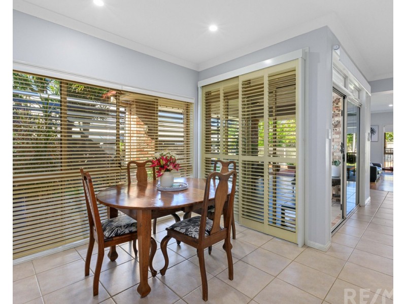 12 Wilohurst Drive, Redland Bay QLD 4165