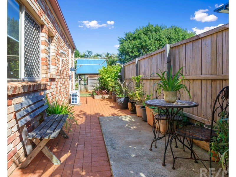 12 Wilohurst Drive, Redland Bay QLD 4165