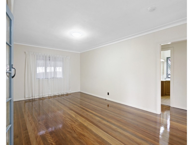 144 Erica Street, Cannon Hill QLD 4170