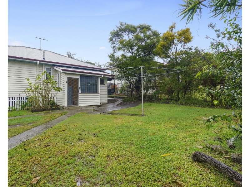 144 Erica Street, Cannon Hill QLD 4170