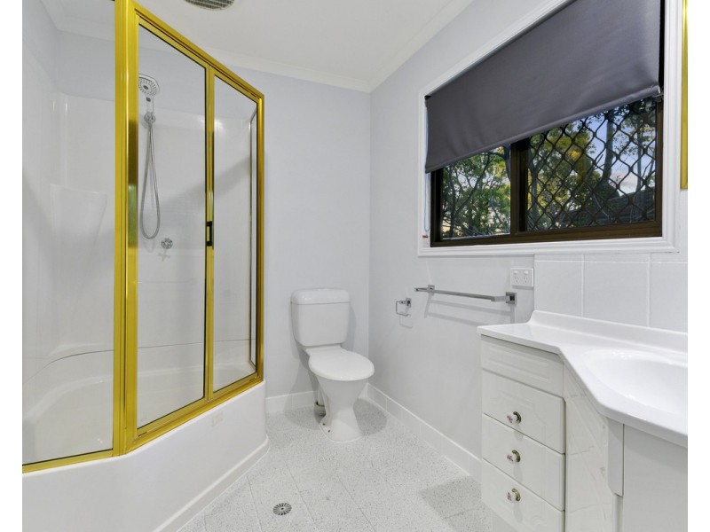 6 Logan Street, Capalaba QLD 4157
