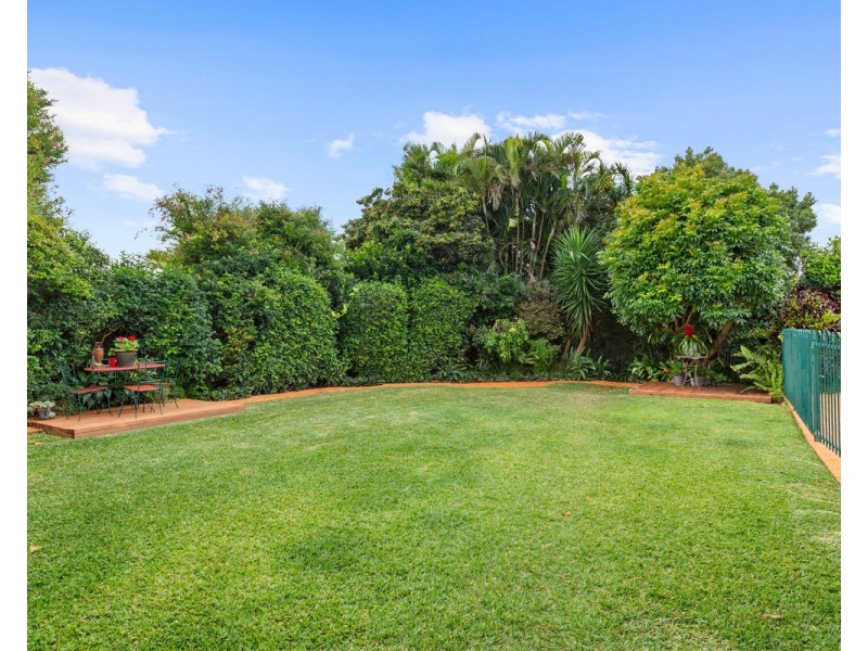 9 Newlands Street, Redland Bay QLD 4165