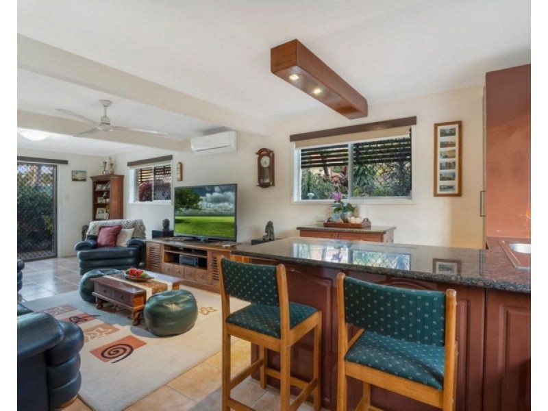 5A Moloii Crescent, Birkdale QLD 4159