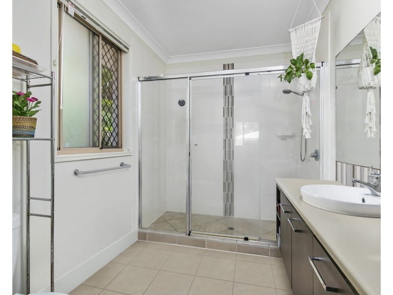 63 School Road, Victoria Point QLD 4165