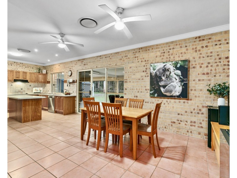 369-375 Schoeck Road, Sheldon QLD 4157