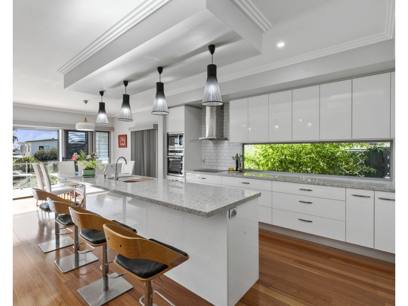 125 Mooroondu Road, Thorneside QLD 4158