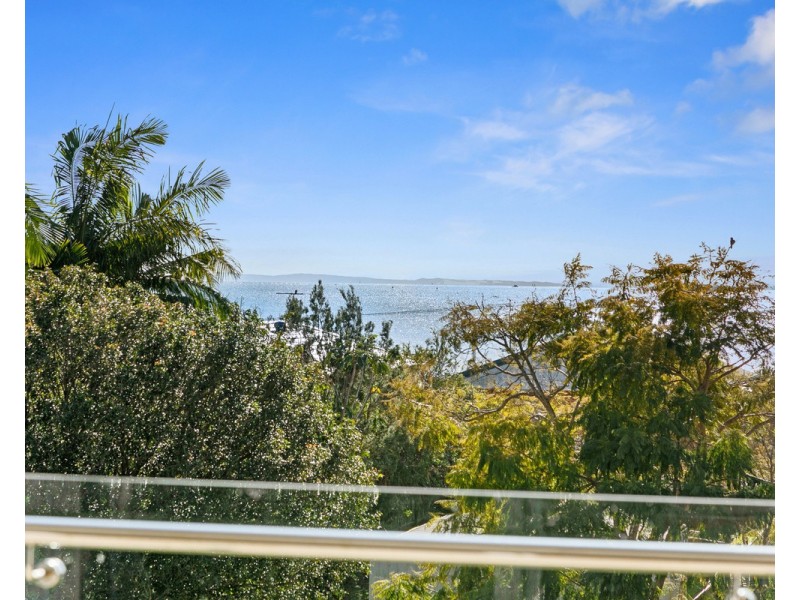 125 Mooroondu Road, Thorneside QLD 4158