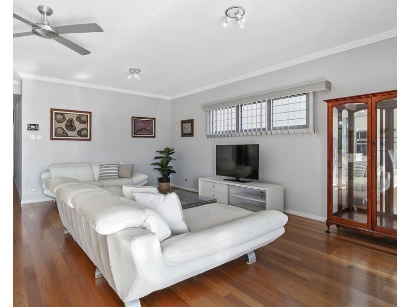 125 Mooroondu Road, Thorneside QLD 4158