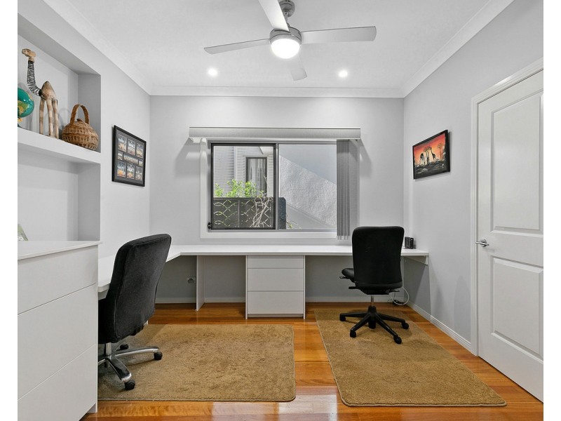 125 Mooroondu Road, Thorneside QLD 4158