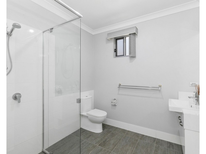 125 Mooroondu Road, Thorneside QLD 4158