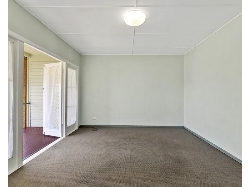 343 Bloomfield Street, Cleveland QLD 4163