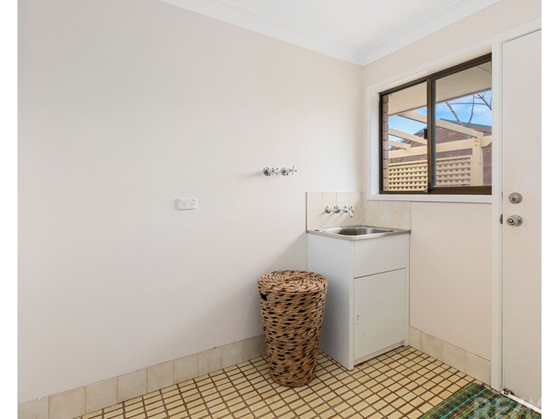 7 Kathleen Crt, Cleveland QLD 4163