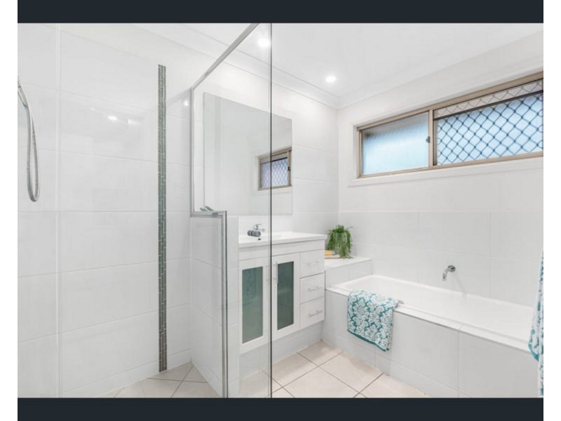 14 Gardenia Drive, Birkdale QLD 4159