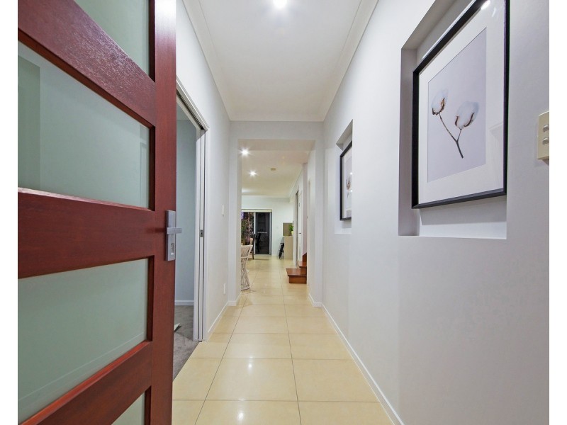 5 Pennington Street, Wakerley QLD 4154